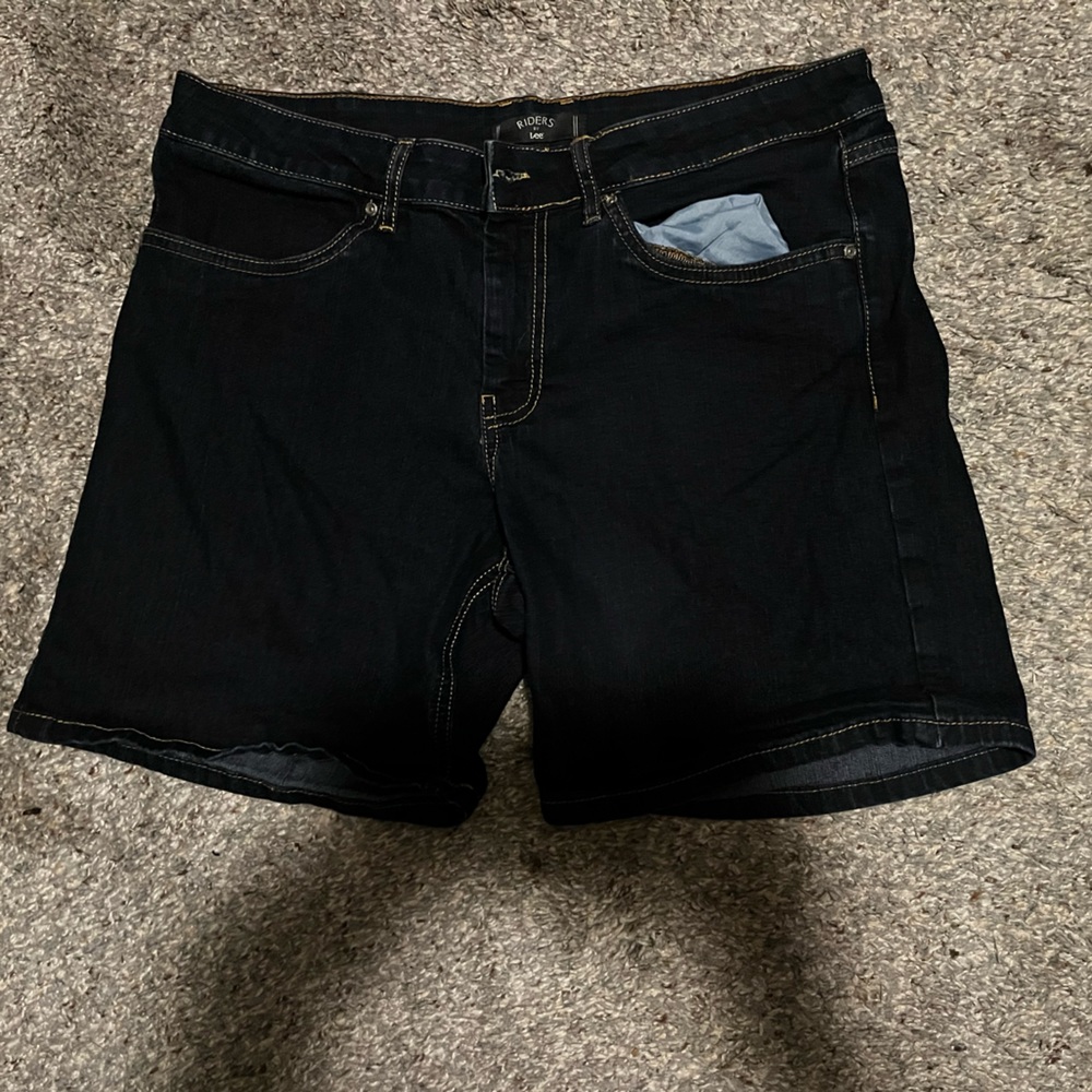 Riders’ by Lee dark wash denim shorts, sz14
